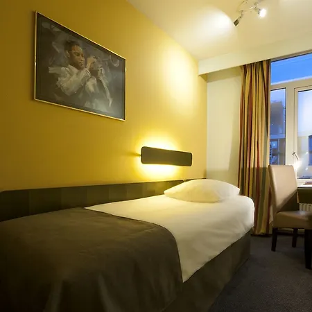 Emma Hotel